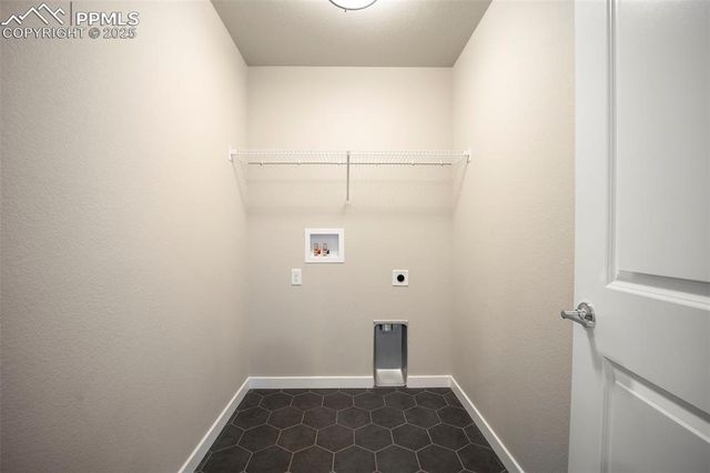 9258 Kurie Mine Lane, Colorado Springs, CO 80908