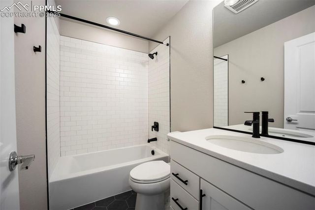 9258 Kurie Mine Lane, Colorado Springs, CO 80908