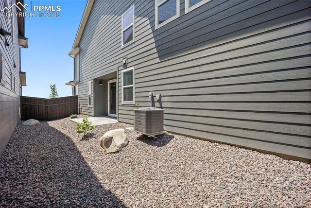 9258 Kurie Mine Lane, Colorado Springs, CO 80908