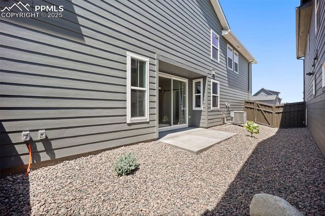 9258 Kurie Mine Lane, Colorado Springs, CO 80908