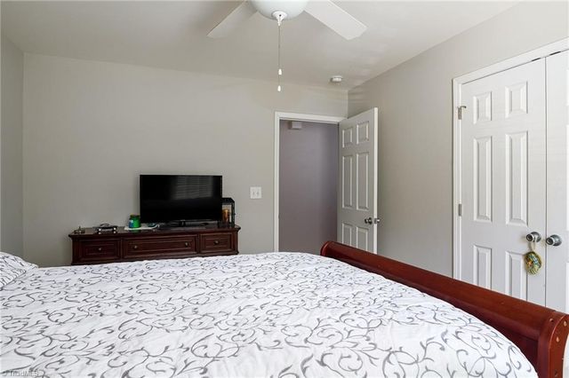 3118 Hyde Place Circle, Winston-salem, NC 27103