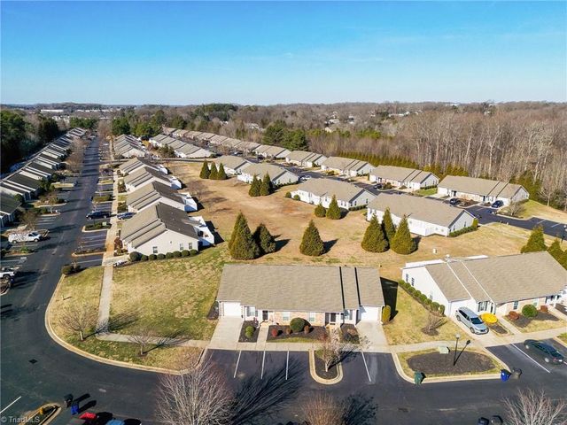 3118 Hyde Place Circle, Winston-salem, NC 27103