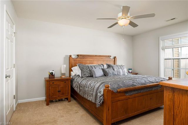 3118 Hyde Place Circle, Winston-salem, NC 27103