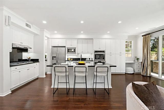 1496 Voyager Drive, Tustin, CA 92782