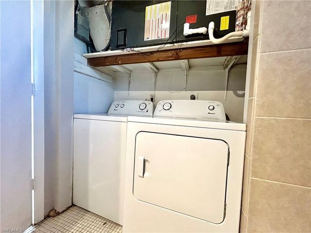 2262 Stella ST, Fort Myers, FL 33901