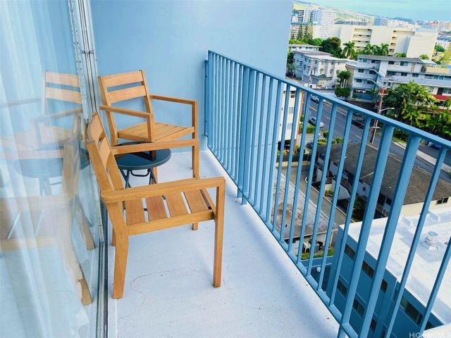 1456 Thurston Avenue A801, Honolulu, HI 96822