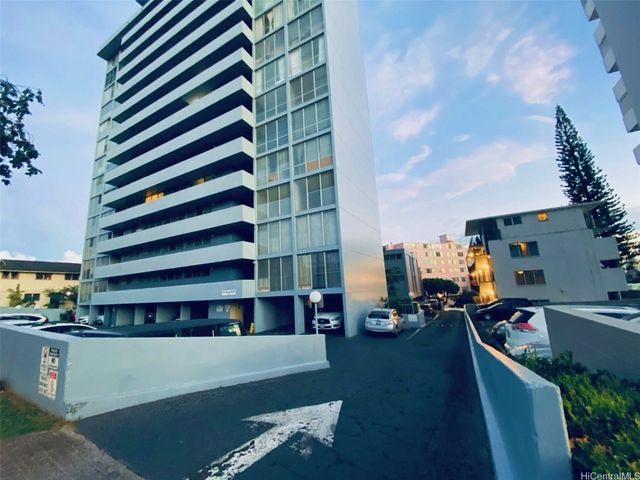 1456 Thurston Avenue A801, Honolulu, HI 96822