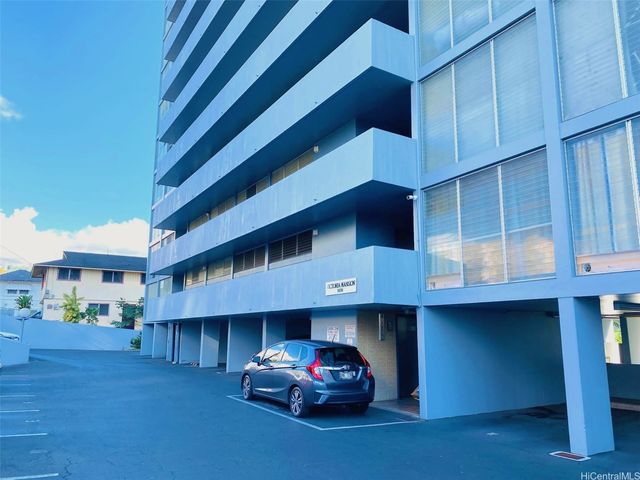1456 Thurston Avenue A801, Honolulu, HI 96822