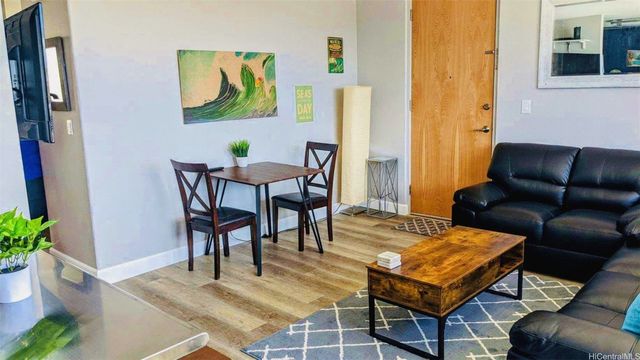 1456 Thurston Avenue A801, Honolulu, HI 96822