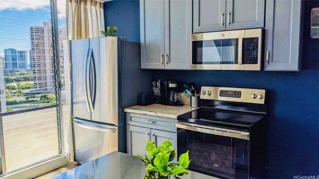 1456 Thurston Avenue A801, Honolulu, HI 96822
