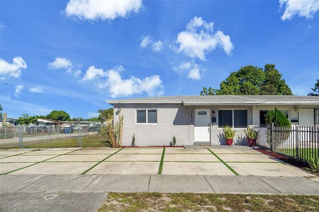 3497 NW 191st Street, Miami Gardens, FL 33056