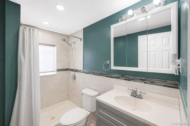 46 Stone Lane, Levittown, NY 11756