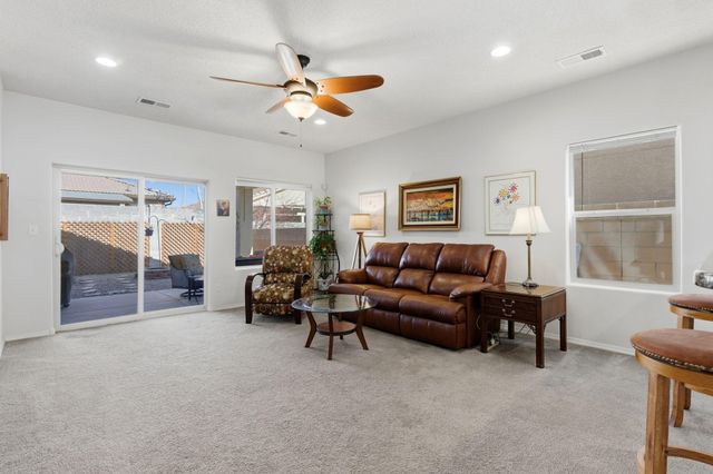 5827 Fossil Road NW, Albuquerque, NM 87114