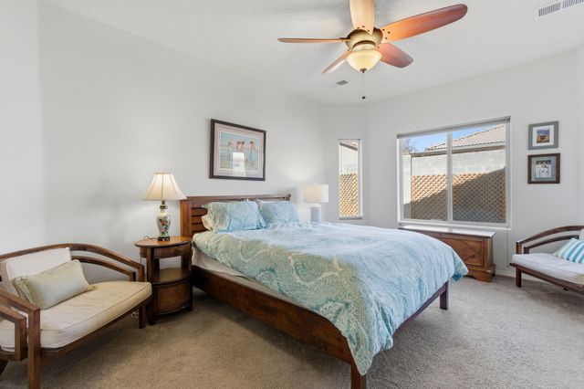 5827 Fossil Road NW, Albuquerque, NM 87114