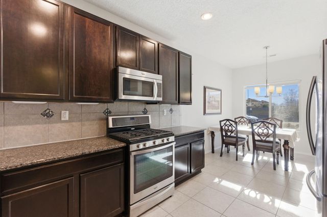 5827 Fossil Road NW, Albuquerque, NM 87114