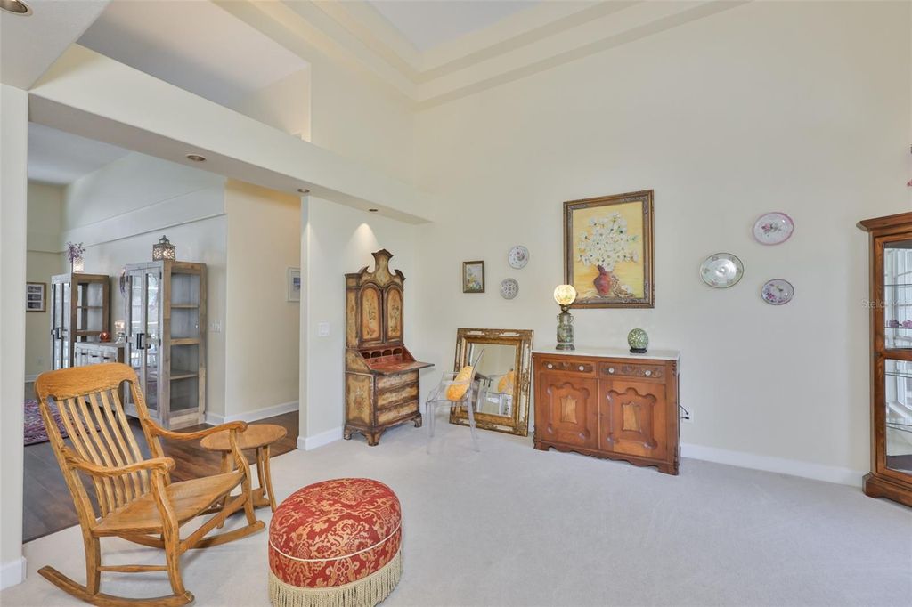 Image 6 of property listing at 2901 ZAHARIAS DRIVE, Orlando, FL 32837