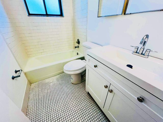 125 S Palmway Avenue 4, Lake Worth Beach, FL 33460