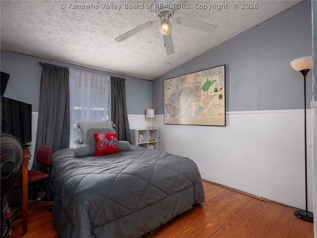 120 Whittbury Lane, Red House, WV 25168