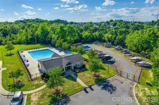 252 Hydrangea Drive, Clover, SC 29710