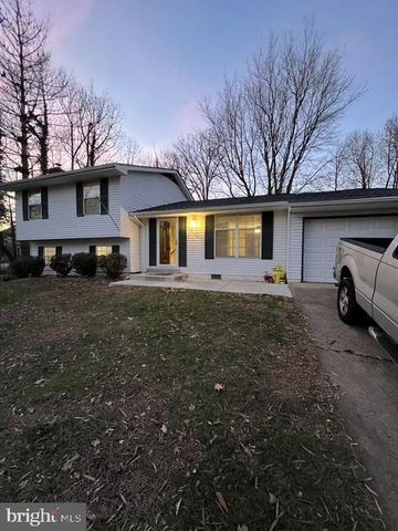 16124 INDUS DR, Woodbridge, VA 22191