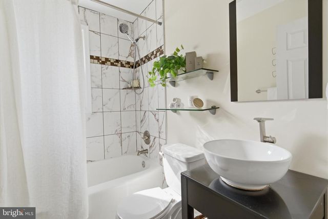 6401 DISTRICT HEIGHTS PKWY, District Heights, MD 20747