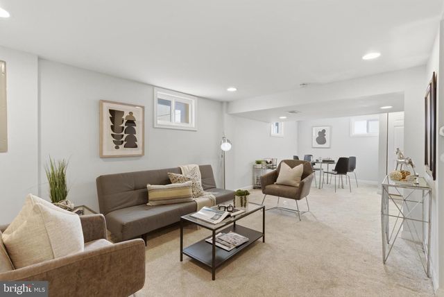 6401 DISTRICT HEIGHTS PKWY, District Heights, MD 20747