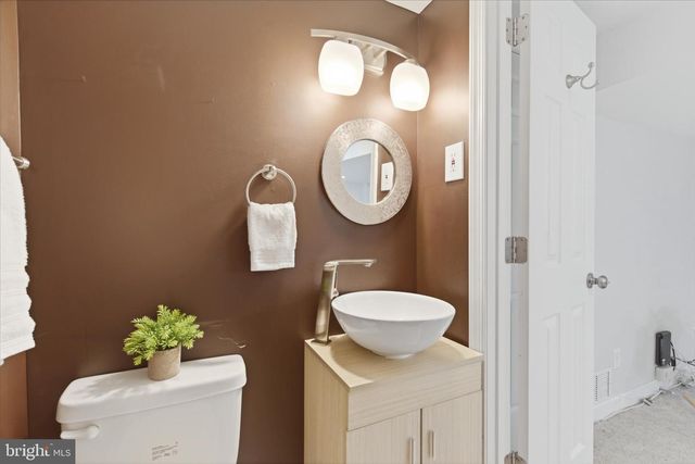 6401 DISTRICT HEIGHTS PKWY, District Heights, MD 20747