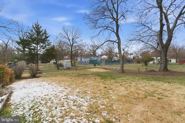 6401 DISTRICT HEIGHTS PKWY, District Heights, MD 20747