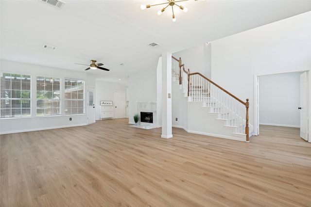 712 Rolling Hills Drive, Allen, TX 75002