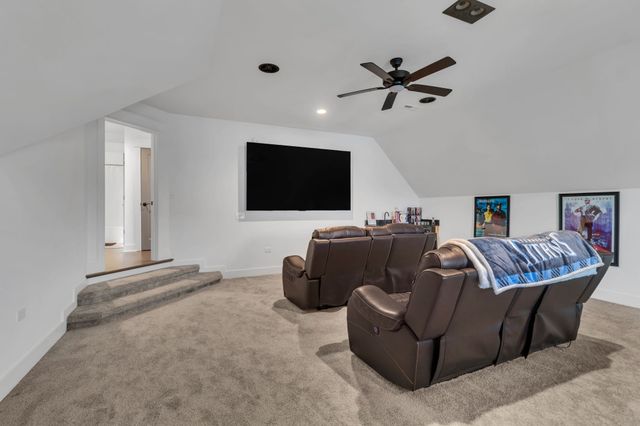 2614 Holly Springs Dr, Murfreesboro, TN 37128