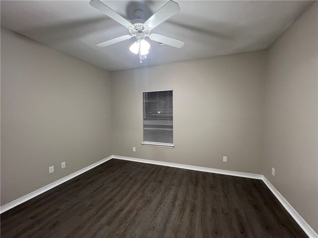 3014 SE J Street 20, Bentonville, AR 72712