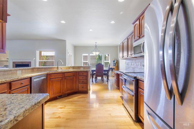 1861 Canyon Park Ct, Twin Falls, ID 83301