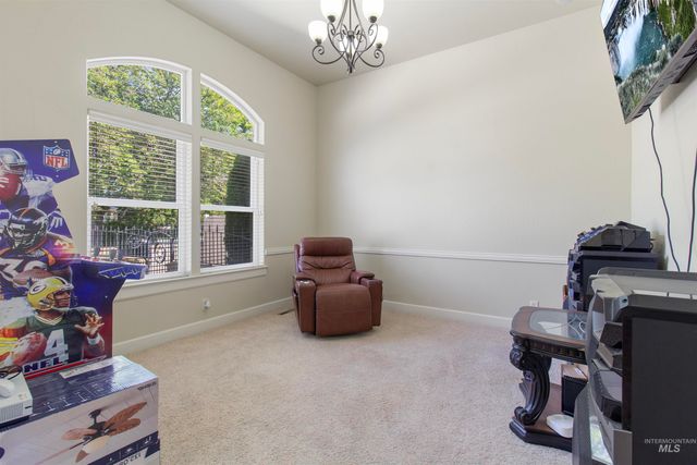 1861 Canyon Park Ct, Twin Falls, ID 83301
