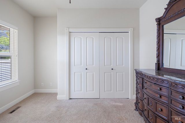 1861 Canyon Park Ct, Twin Falls, ID 83301