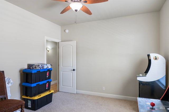1861 Canyon Park Ct, Twin Falls, ID 83301