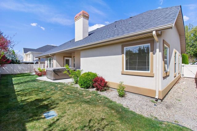 1861 Canyon Park Ct, Twin Falls, ID 83301