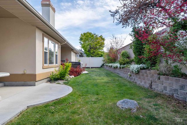 1861 Canyon Park Ct, Twin Falls, ID 83301