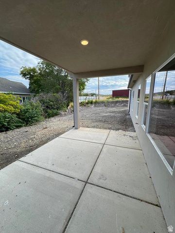 1799 E 5250 N, Enoch, UT 84721