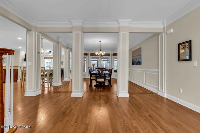 10 Imbrie Place, Sea Bright, NJ 07760