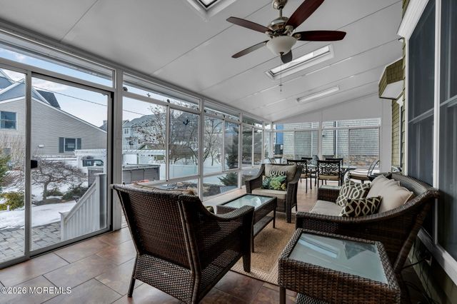 10 Imbrie Place, Sea Bright, NJ 07760