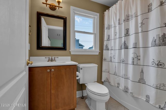 10 Imbrie Place, Sea Bright, NJ 07760