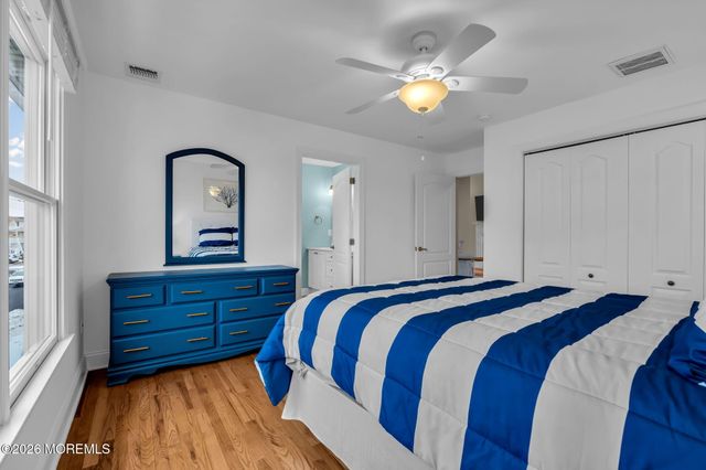 10 Imbrie Place, Sea Bright, NJ 07760