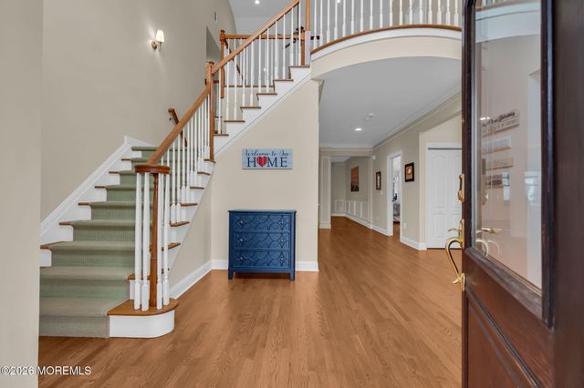 10 Imbrie Place, Sea Bright, NJ 07760