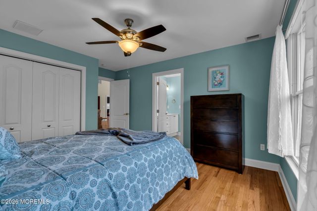 10 Imbrie Place, Sea Bright, NJ 07760