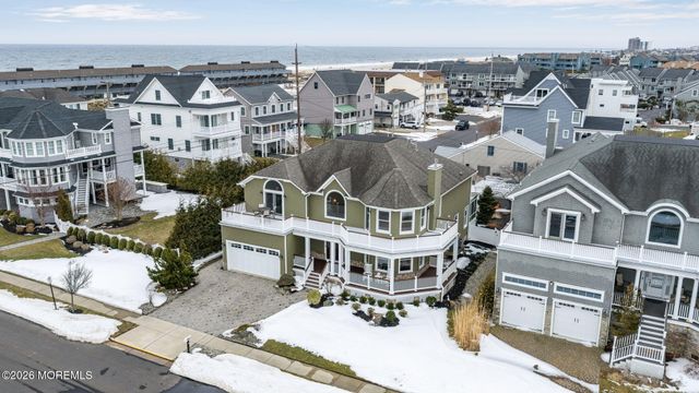 10 Imbrie Place, Sea Bright, NJ 07760