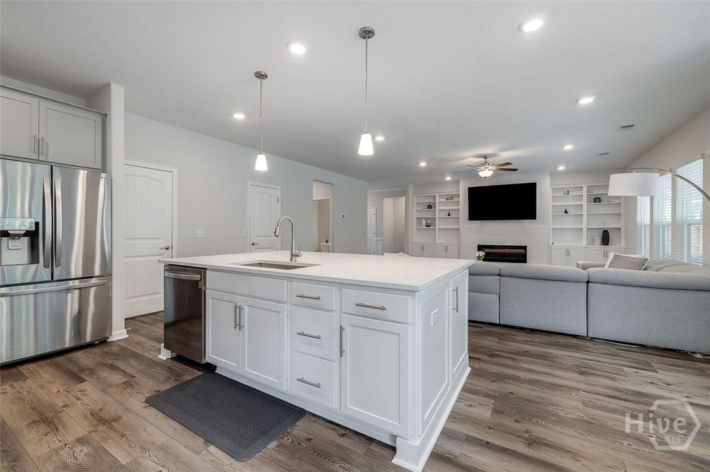 Image 13 of property listing at 42 Brookhaven Drive, Savannah, GA 31407