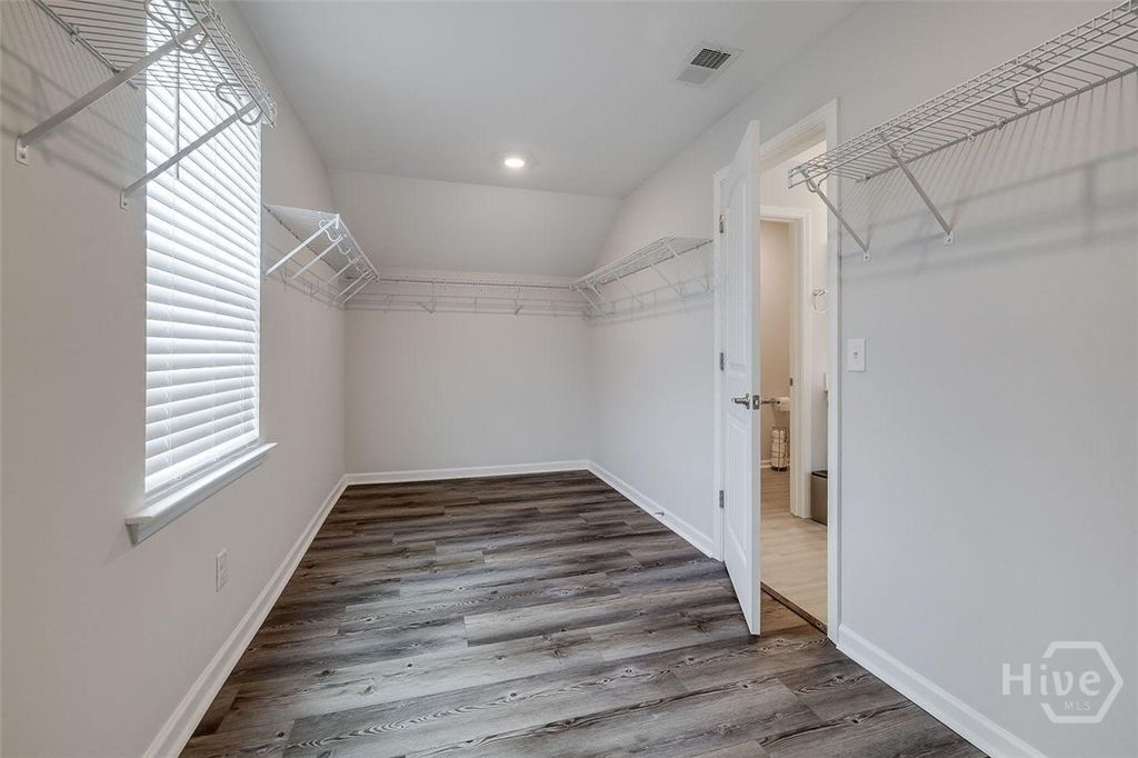 Image 34 of property listing at 42 Brookhaven Drive, Savannah, GA 31407