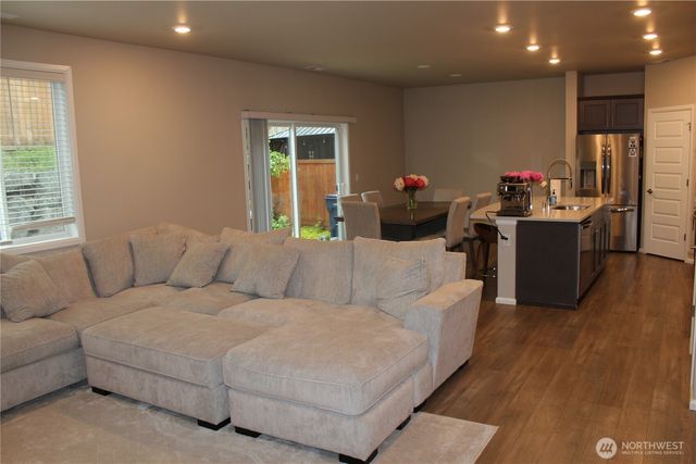 907 122nd ave se, Lake Stevens, WA 98258
