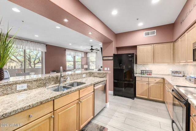 19777 N 76TH Street 1106, Scottsdale, AZ 85255