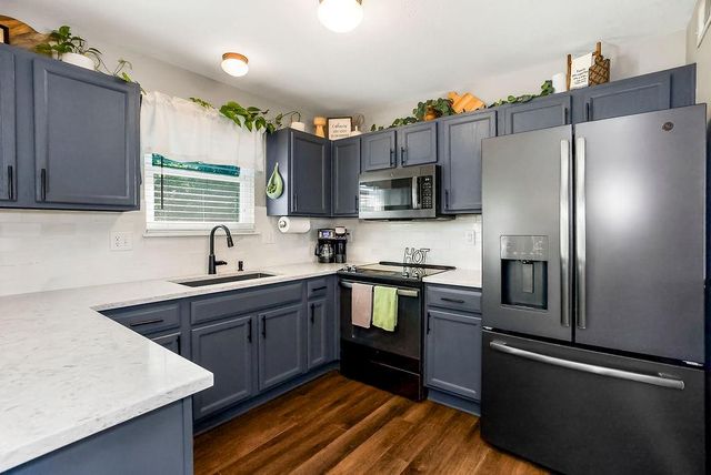 31471 W Madison Street, Gardner, KS 66030